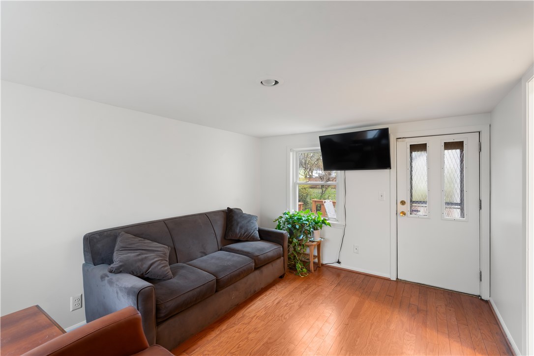 205 Daley Boulevard Irondequoit, NY 14617 - Photo 12 of 27 Den