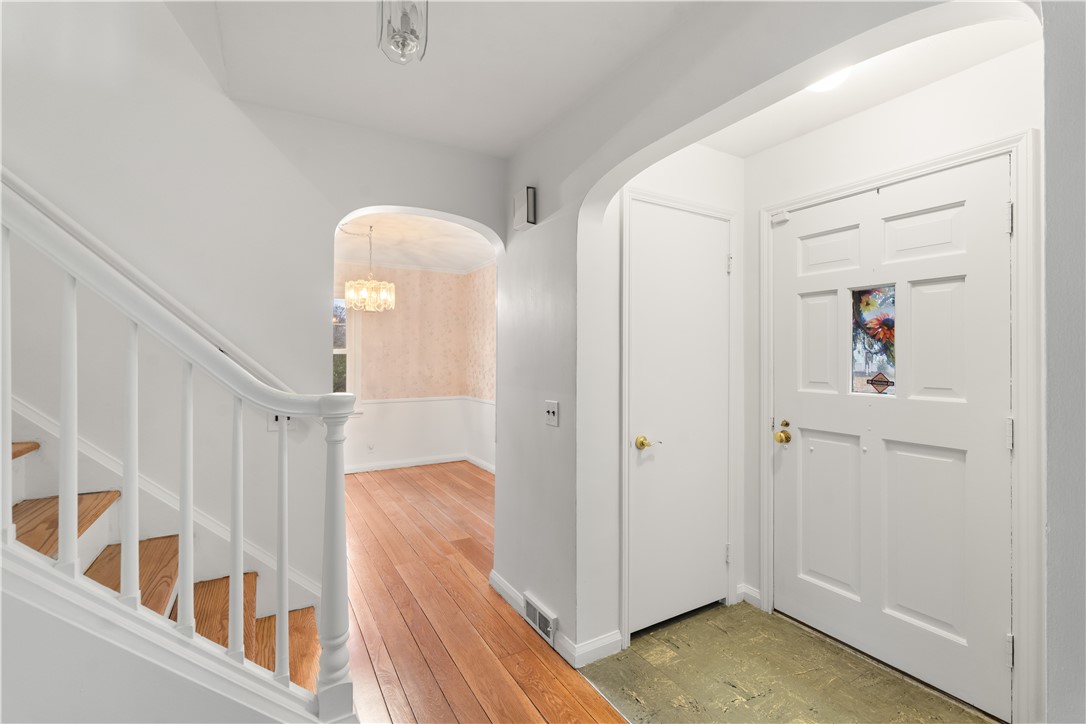 205 Daley Boulevard Irondequoit, NY 14617 - Photo 2 of 27 Front entrance with 2 closets