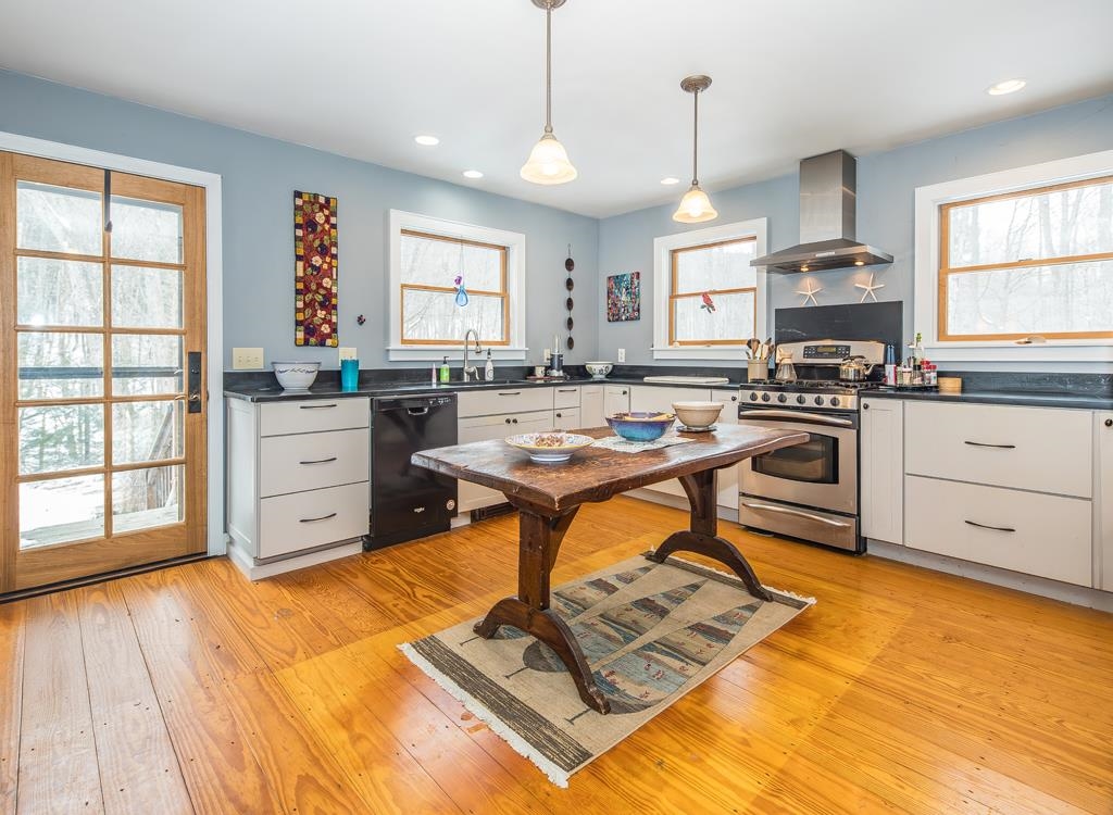 60 Irish Lane Wallingford, VT 05773 - Photo 14 of 43