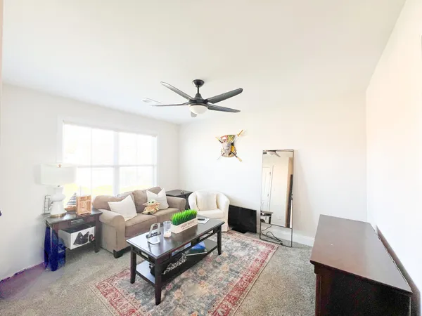 $3,150 | 584 Dexter Drive, Clarksville, TN 37043