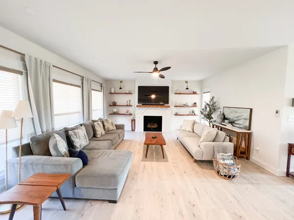 $3,150 | 584 Dexter Drive, Clarksville, TN 37043