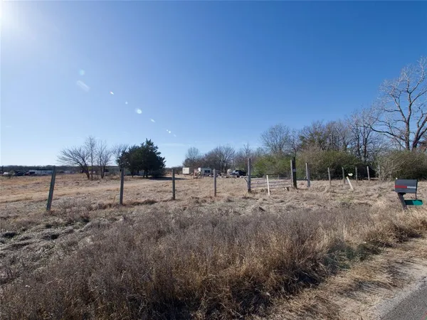 $100,000 | 6700 Smoke Lane, Scurry, TX 75158