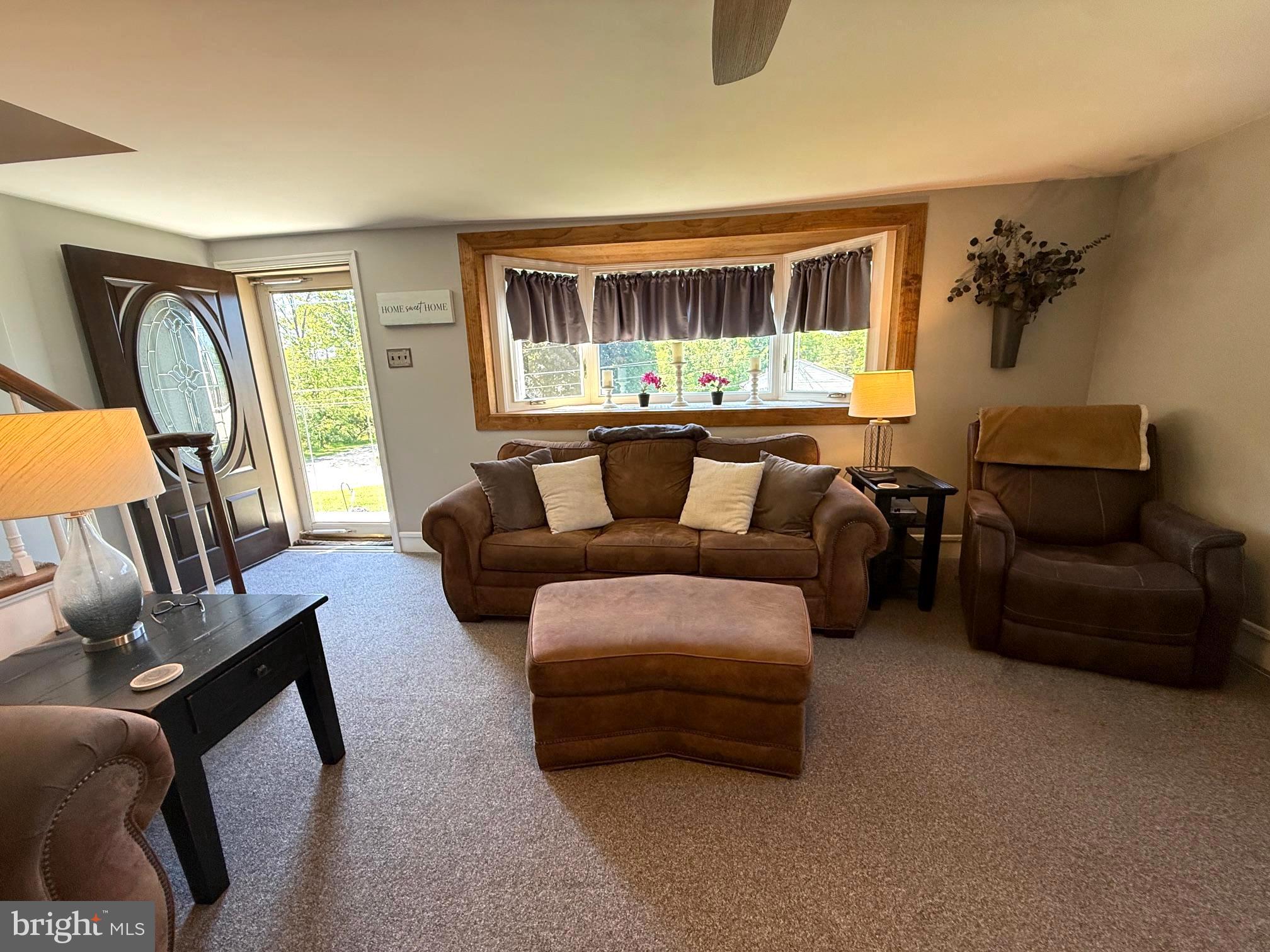 1495 Cedar Hill Road Pottstown, PA 19464 - Photo 13 of 37 Living Room