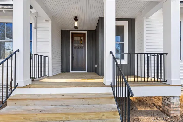 $599,900 | 21445 North Dixboro Road, South Lyon, MI 48178