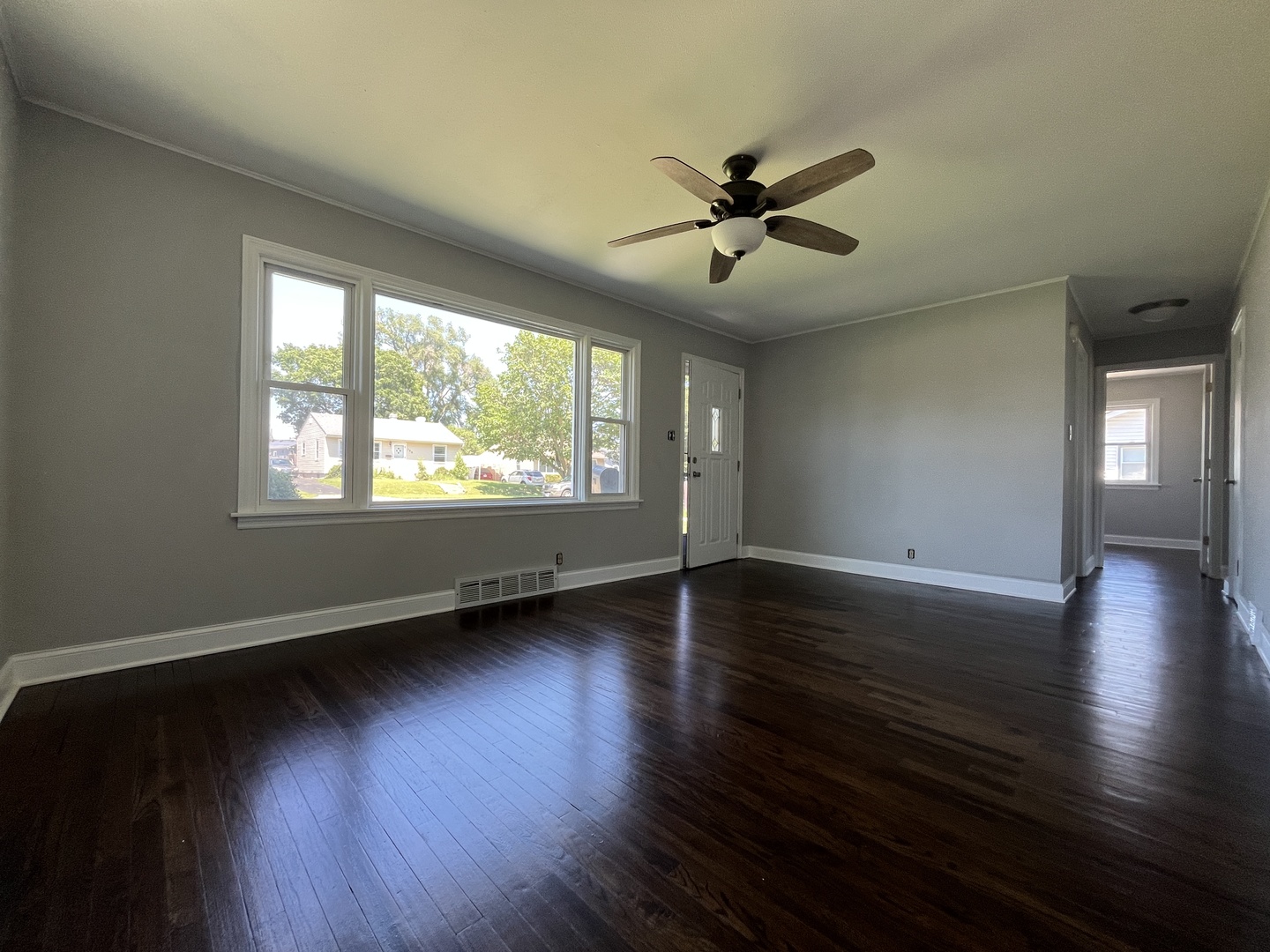 125 Riverside Drive Montgomery, IL 60538 - Photo 10 of 18