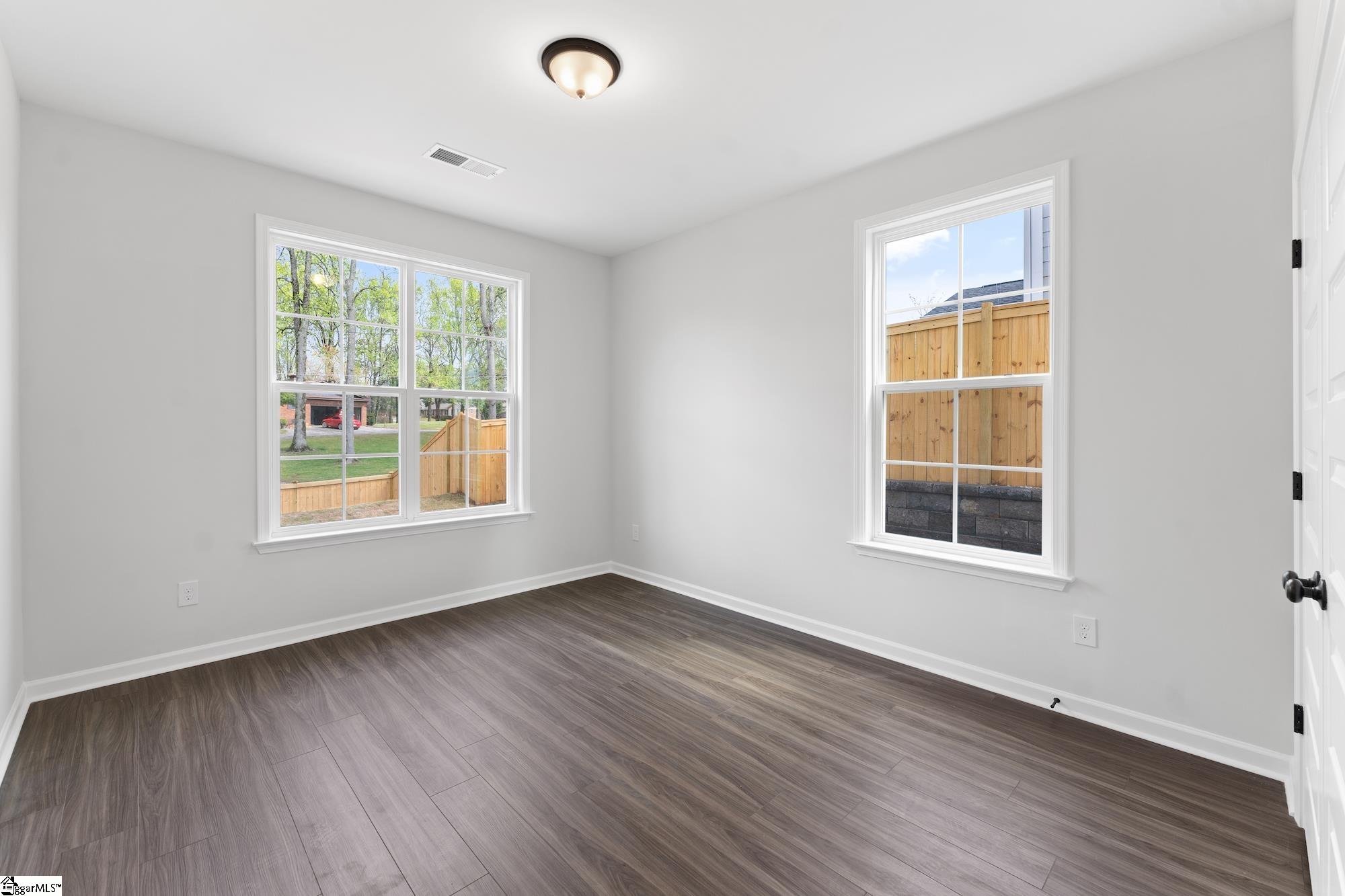 105 Tyrian Drive, Unit 150 Greenville, SC 29607 - Photo 23 of 36