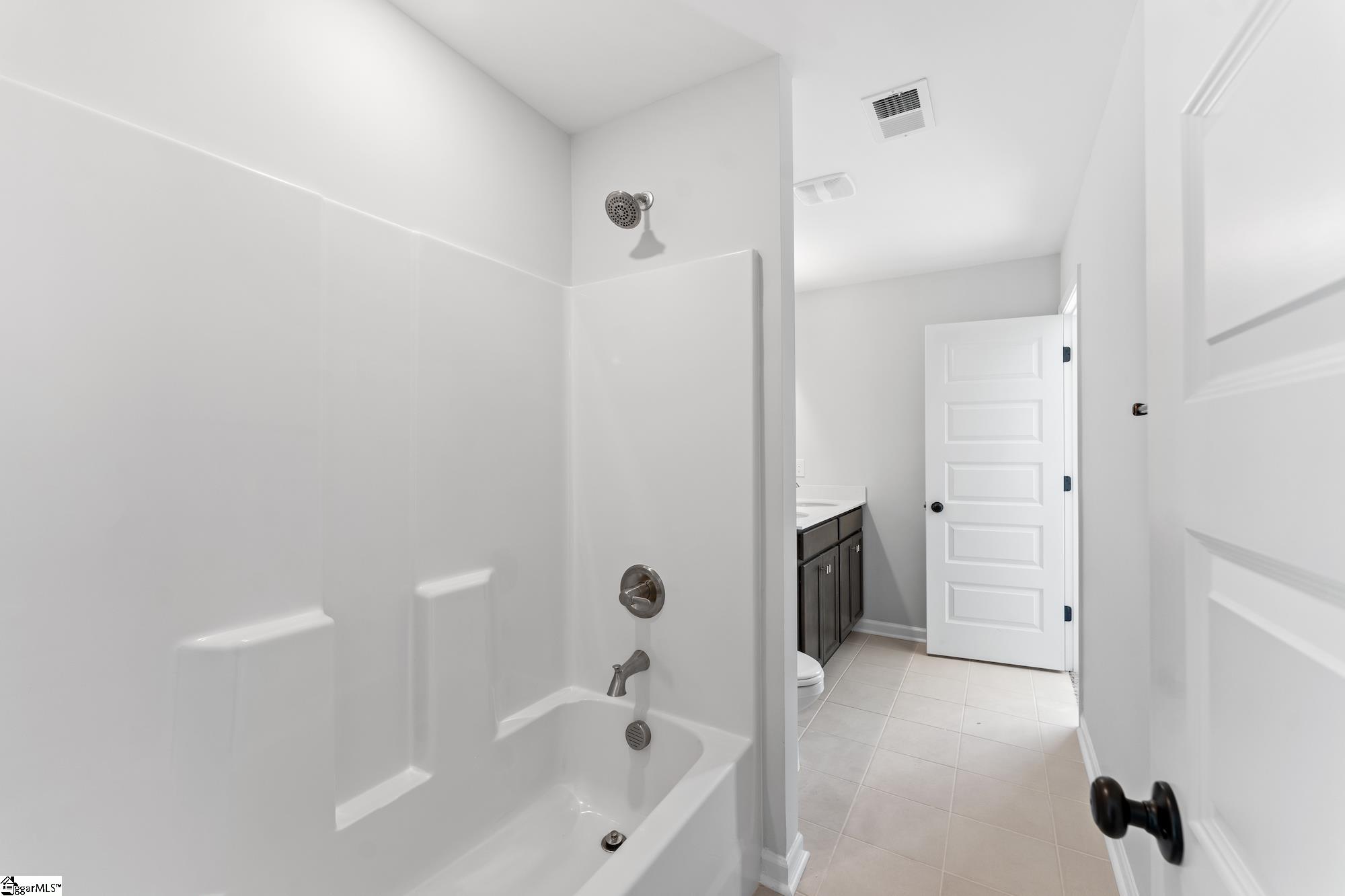 105 Tyrian Drive, Unit 150 Greenville, SC 29607 - Photo 3 of 36