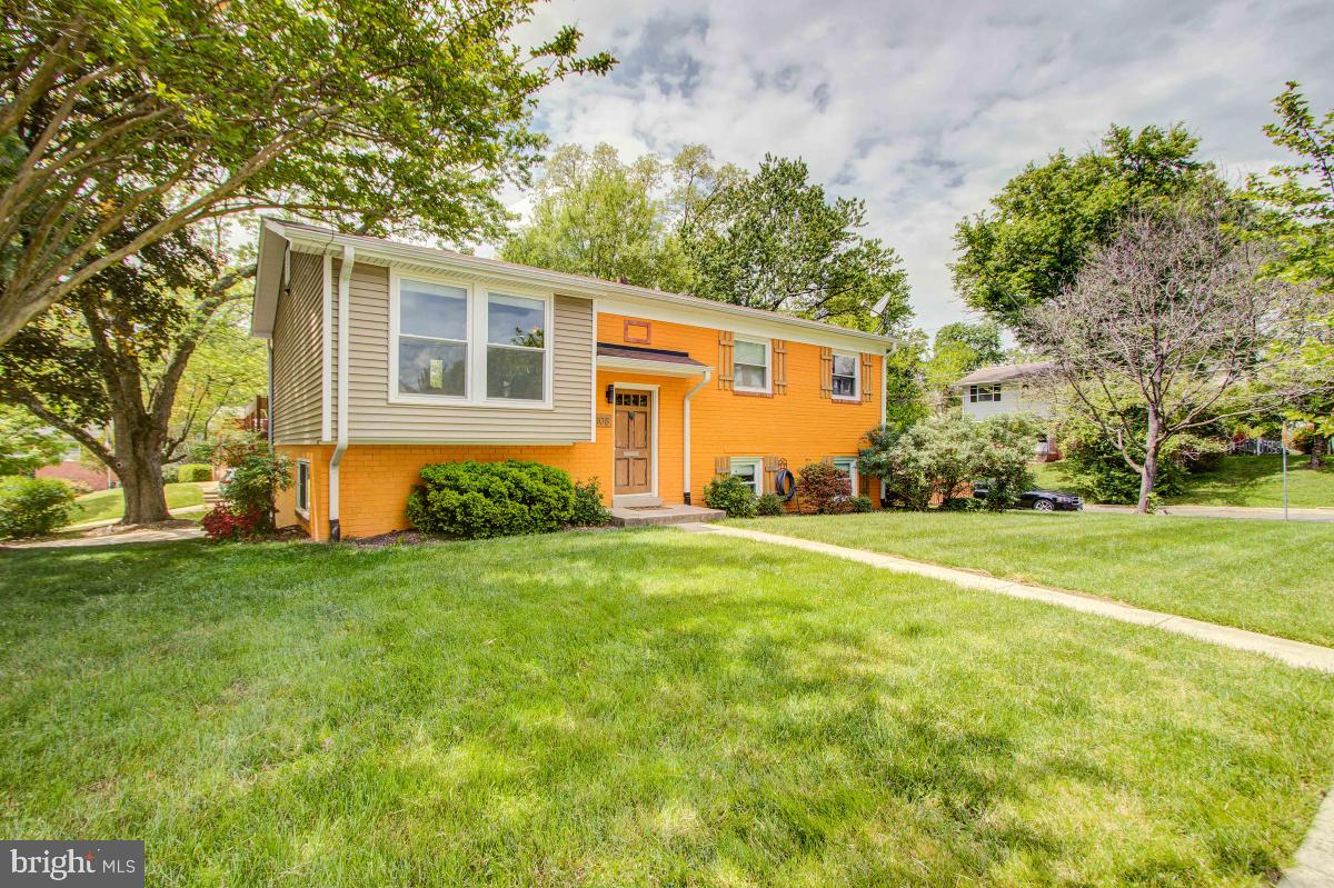 10108 Kohler Road Silver Spring, MD 20902 - Photo 3 of 32