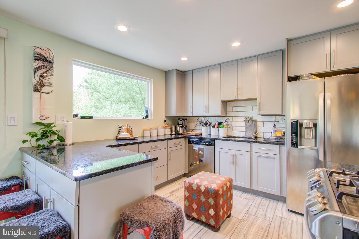 10108 Kohler Road Silver Spring, MD 20902 - Photo 9 of 32