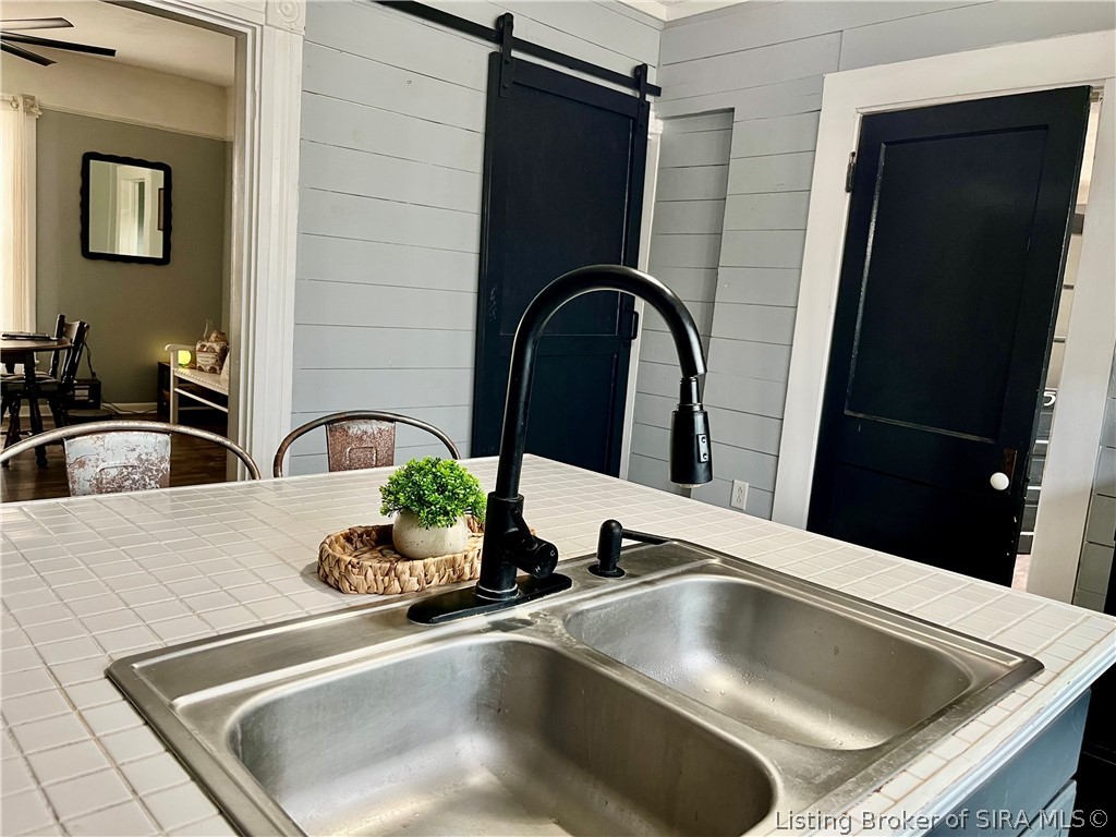 10537 North Reynolds Road Dupont, IN 47231 - Photo 8 of 24