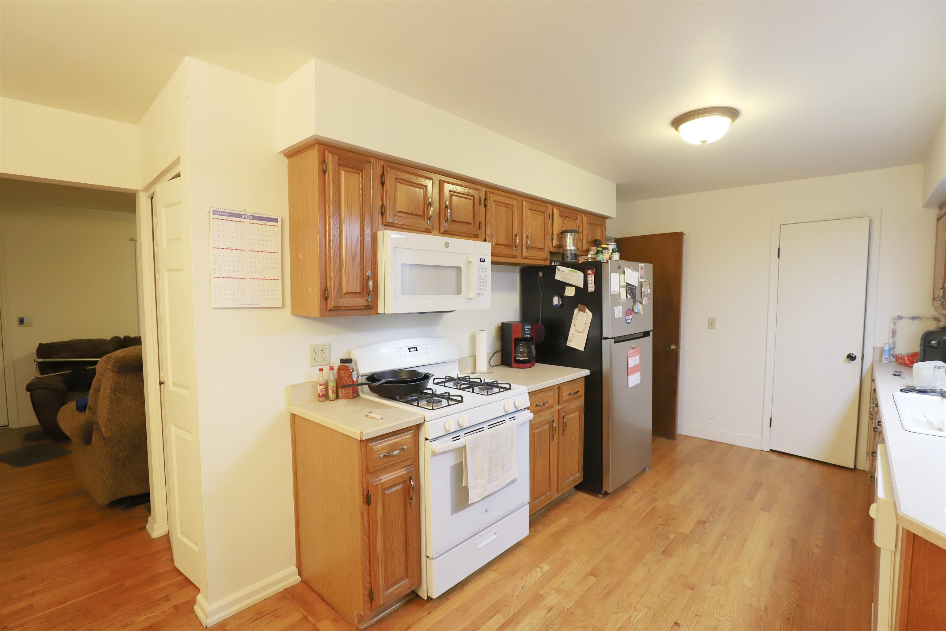 1333 North Seymour Road Flushing, MI 48433 - Photo 12 of 25 50161124-02f4f83a-fd9b-4b9f-b479-97f4bb7d2adb.JPG