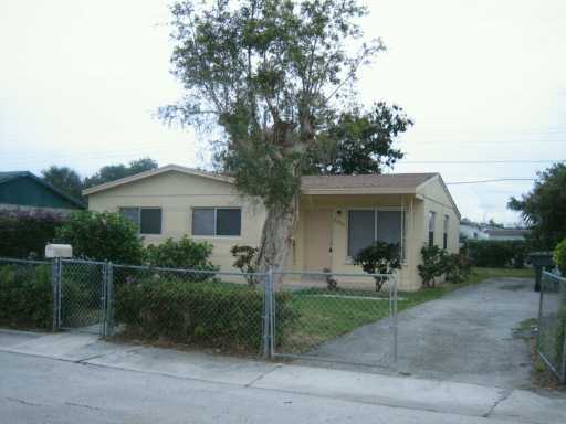 1215 West 24th Street Riviera Beach, FL 33404 - Photo 3 of 7 Additional Photo
