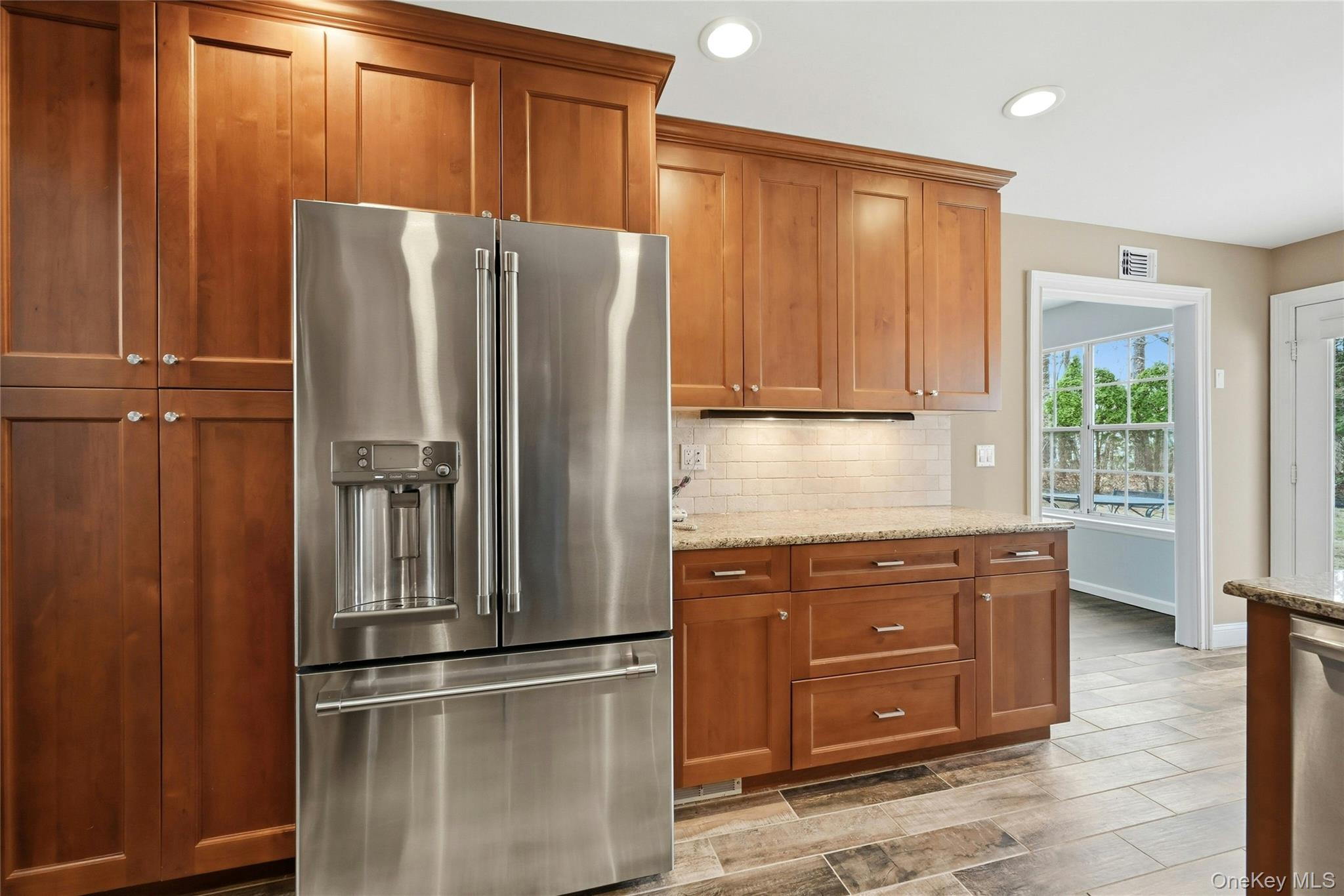 233 Glen Drive, Unit 233 Ridge, NY 11961 - Photo 19 of 32