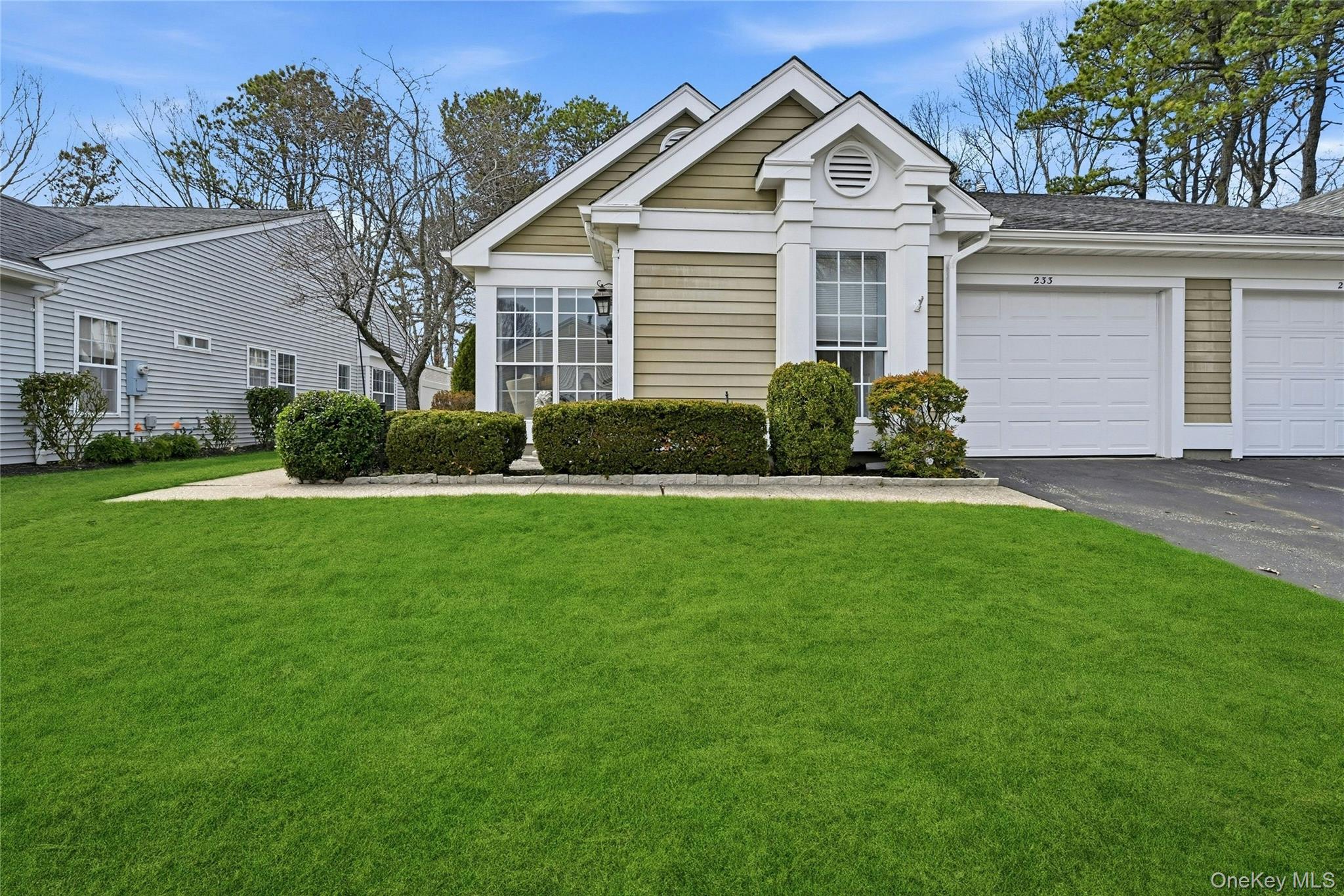 233 Glen Drive, Unit 233 Ridge, NY 11961 - Photo 2 of 32