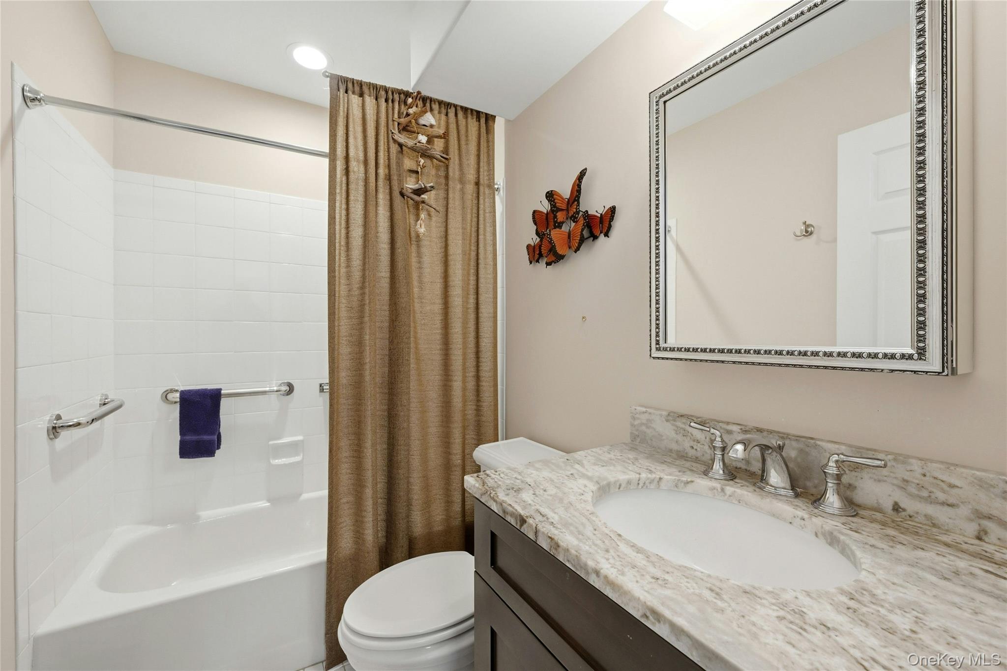 233 Glen Drive, Unit 233 Ridge, NY 11961 - Photo 29 of 32