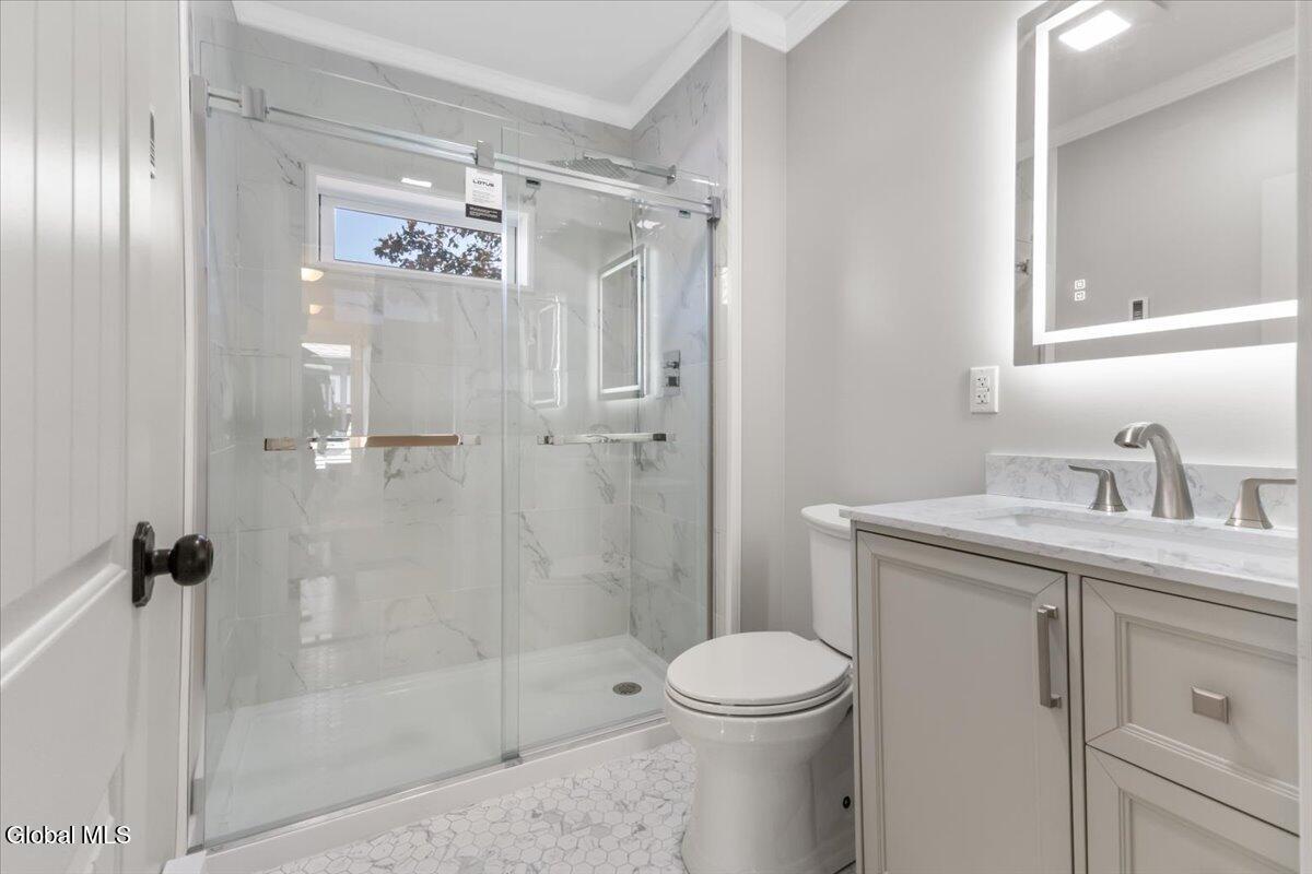 33 James Street Lake George, NY 12845 - Photo 21 of 43 12-IMG_6561