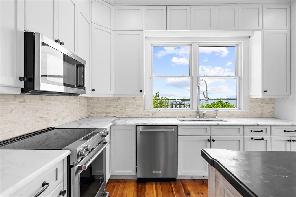 6415 Manasota Key Roads Englewood, FL 34223 - Photo 9 of 45