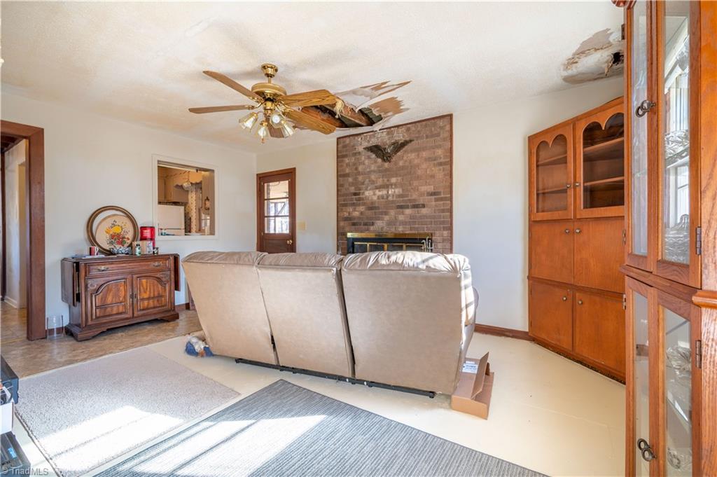 5102 Vogler Road Pfafftown, NC 27040 - Photo 15 of 36 Gallery Image 15
