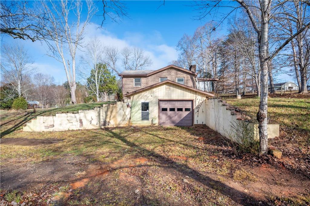 5102 Vogler Road Pfafftown, NC 27040 - Photo 3 of 36 Gallery Image 3