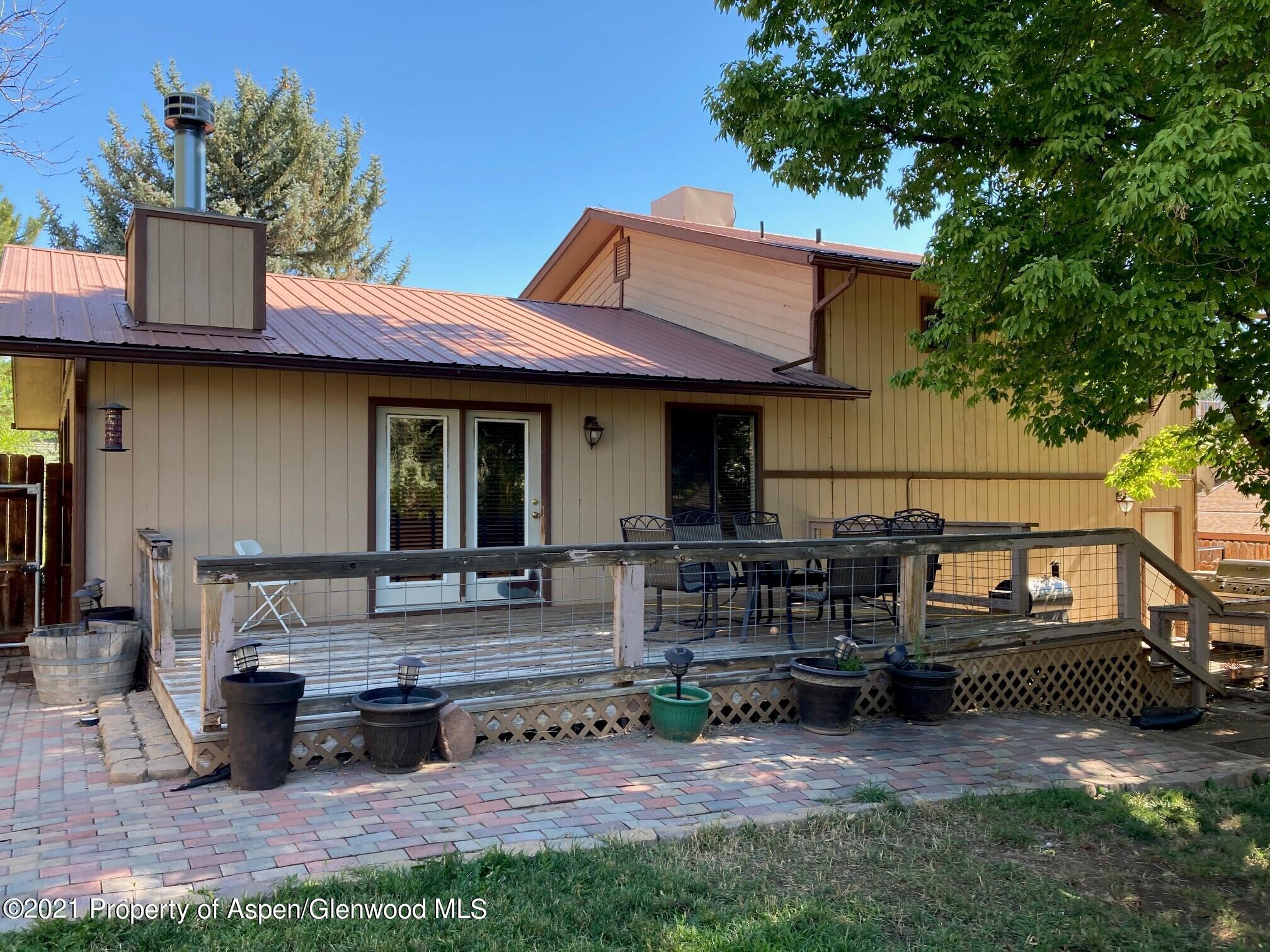 825 Cactus Court Rifle, CO 81650 - Photo 5 of 15 5 back of house