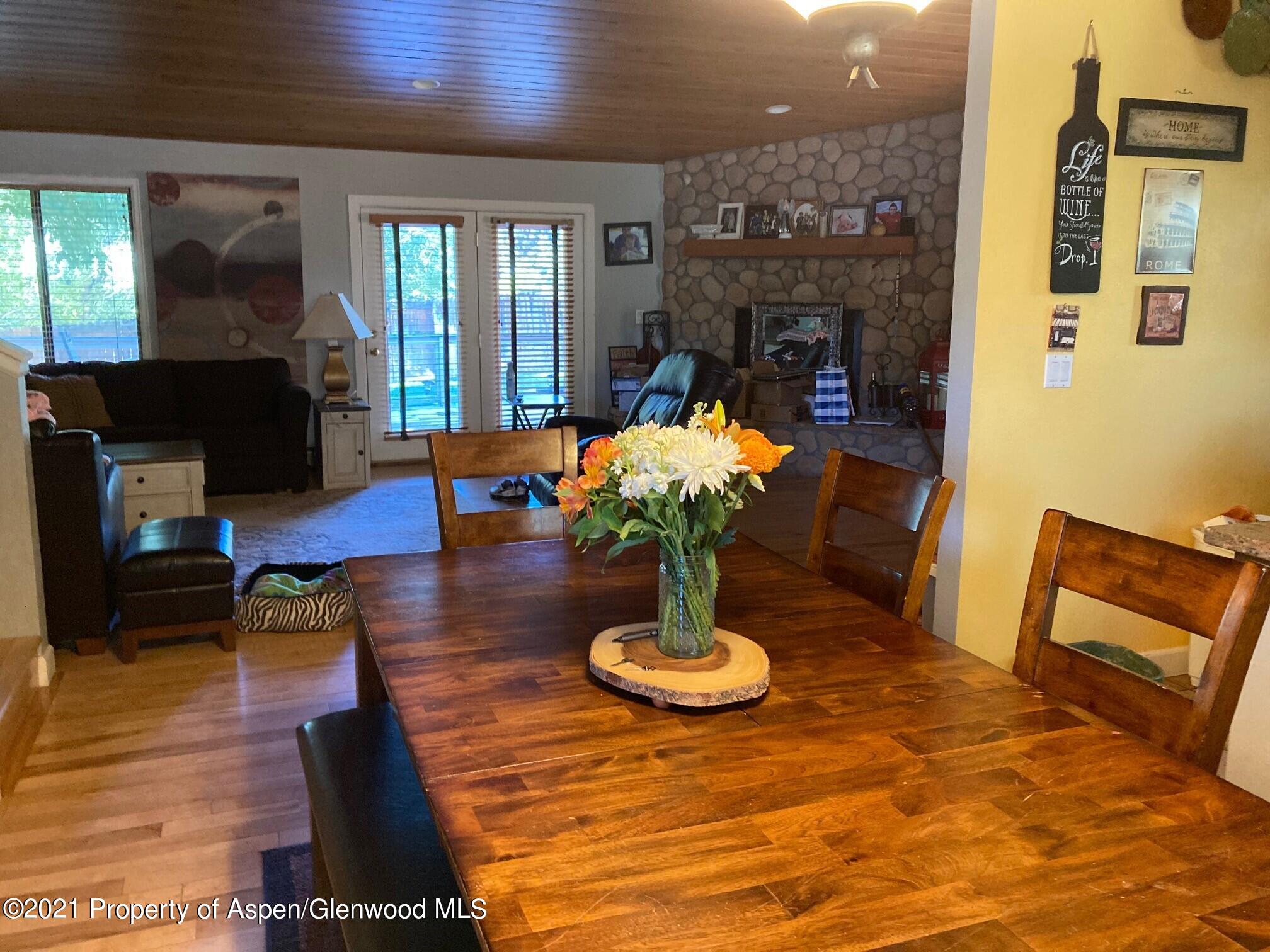 825 Cactus Court Rifle, CO 81650 - Photo 10 of 15 10 dining room