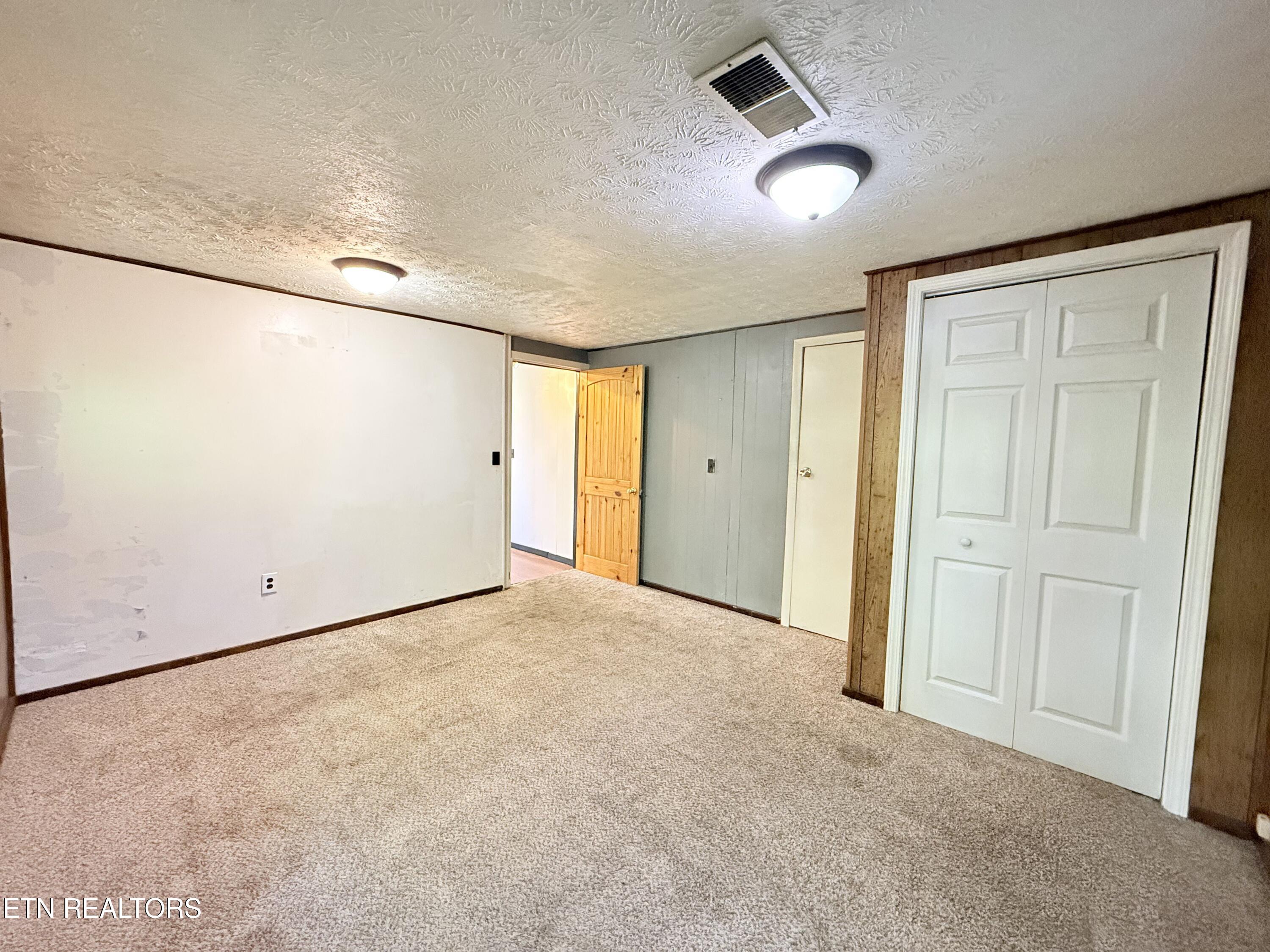 2391 Buffalo Road Oneida, TN 37841 - Photo 22 of 43 Primary Bedroom