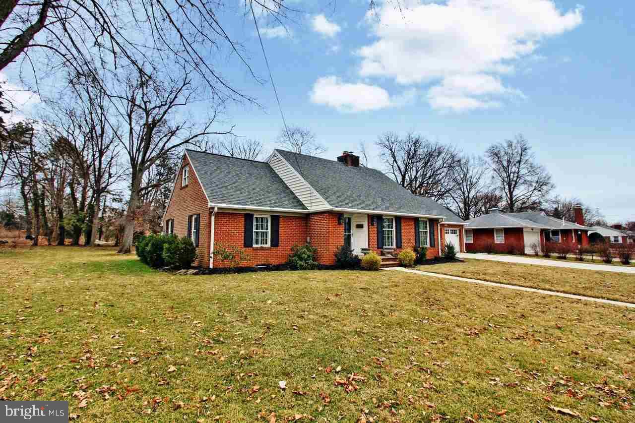 827 McCosh Street Hanover, PA 17331 - Photo 2 of 23 Gallery Image 2