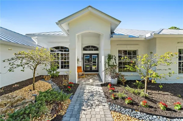 $969,000 | 8888 Southwest Fishermans Wharf Drive, Stuart, FL 34997