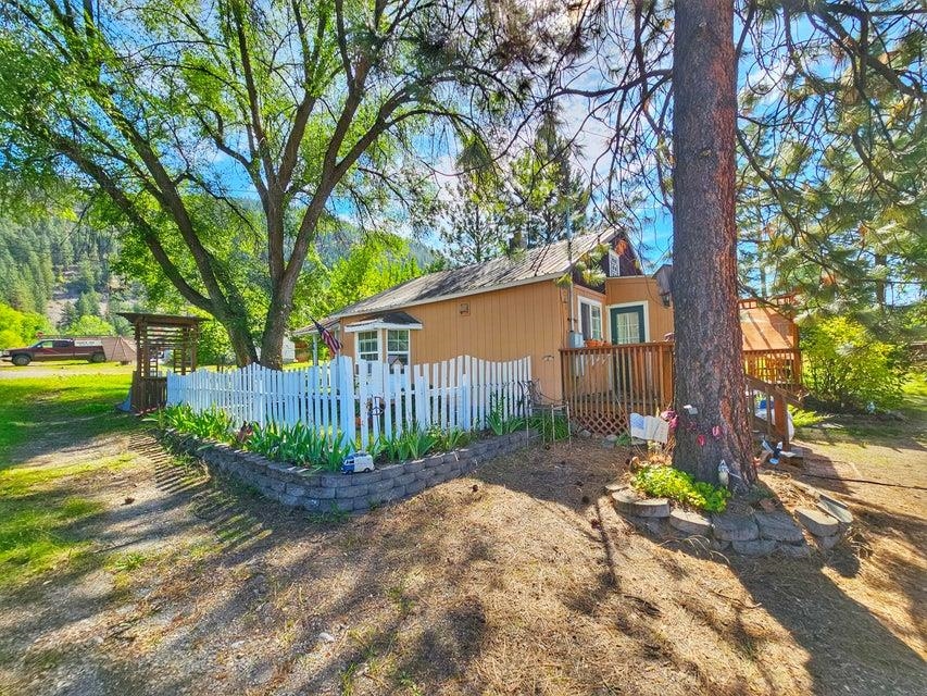 1388 East Street Addy, WA 99101 - Photo 1 of 26