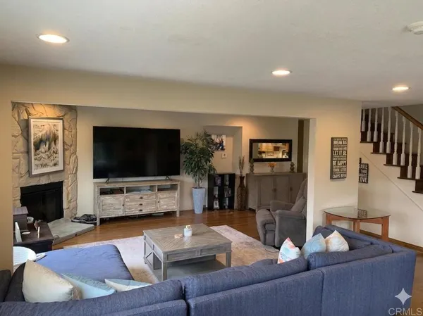 $849,000 | 2707 Carnegie Lane, Unit 1, Redondo Beach, CA 90278