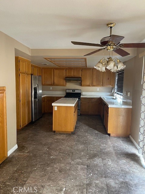 19284 Krameria Avenue Riverside, CA 92508 - Photo 10 of 26 Kitchen