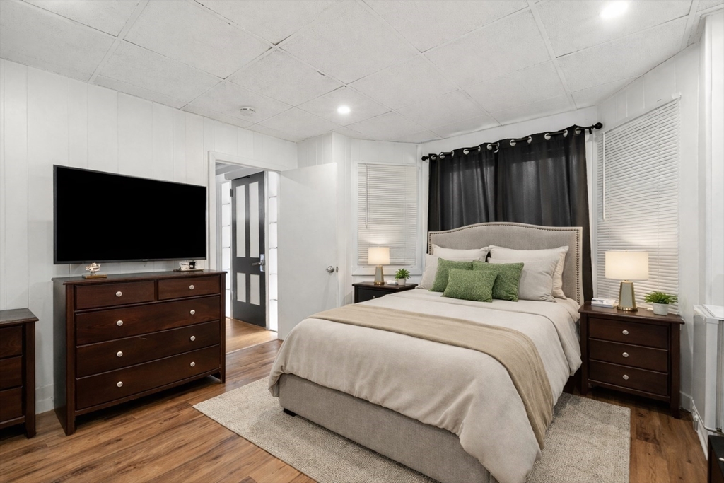 129 High Street Clinton, MA 01510 - Photo 7 of 23