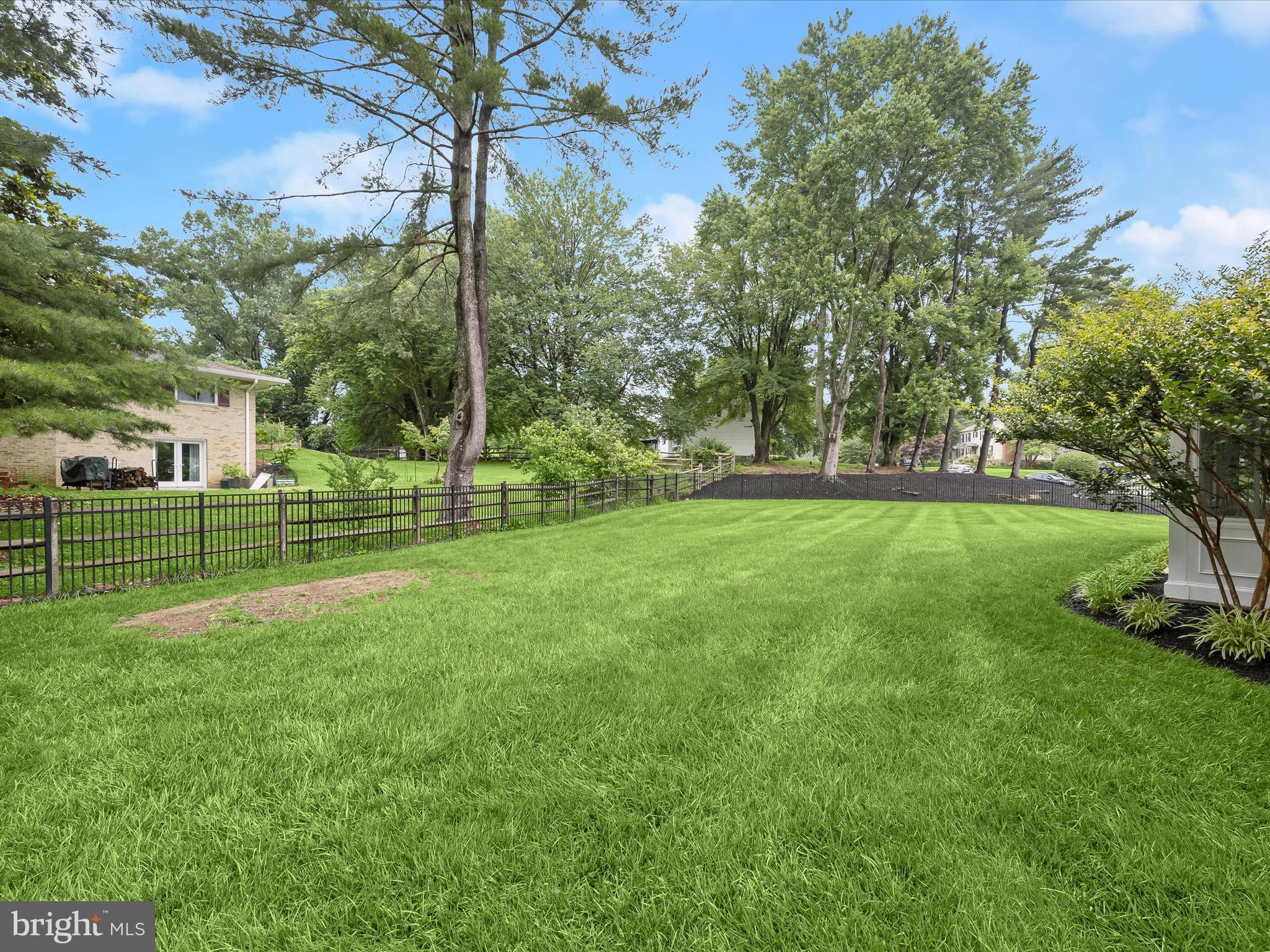 8018 Martown Road Laurel, MD 20723 - Photo 48 of 64 Fenced yard