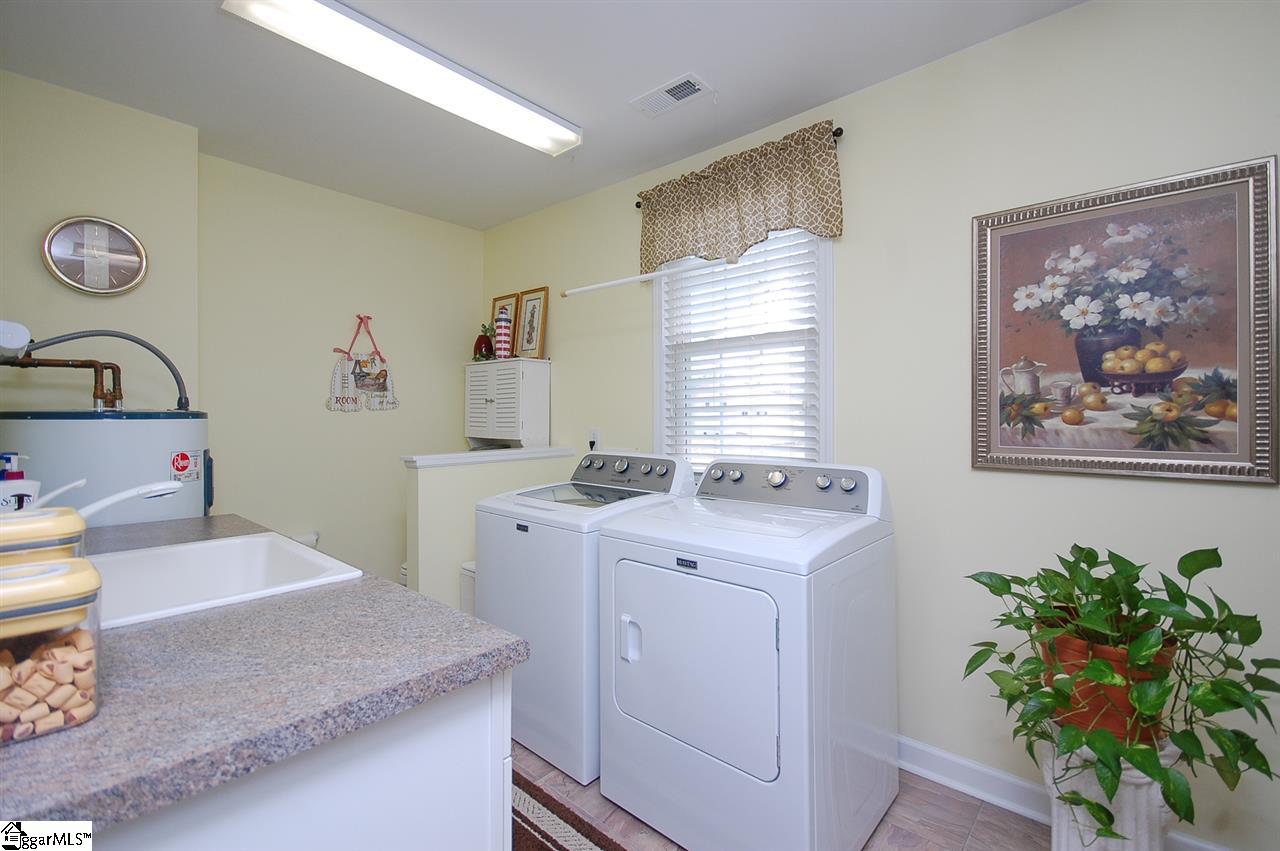 495 Woodside Road Simpsonville, SC 29680 - Photo 13 of 36