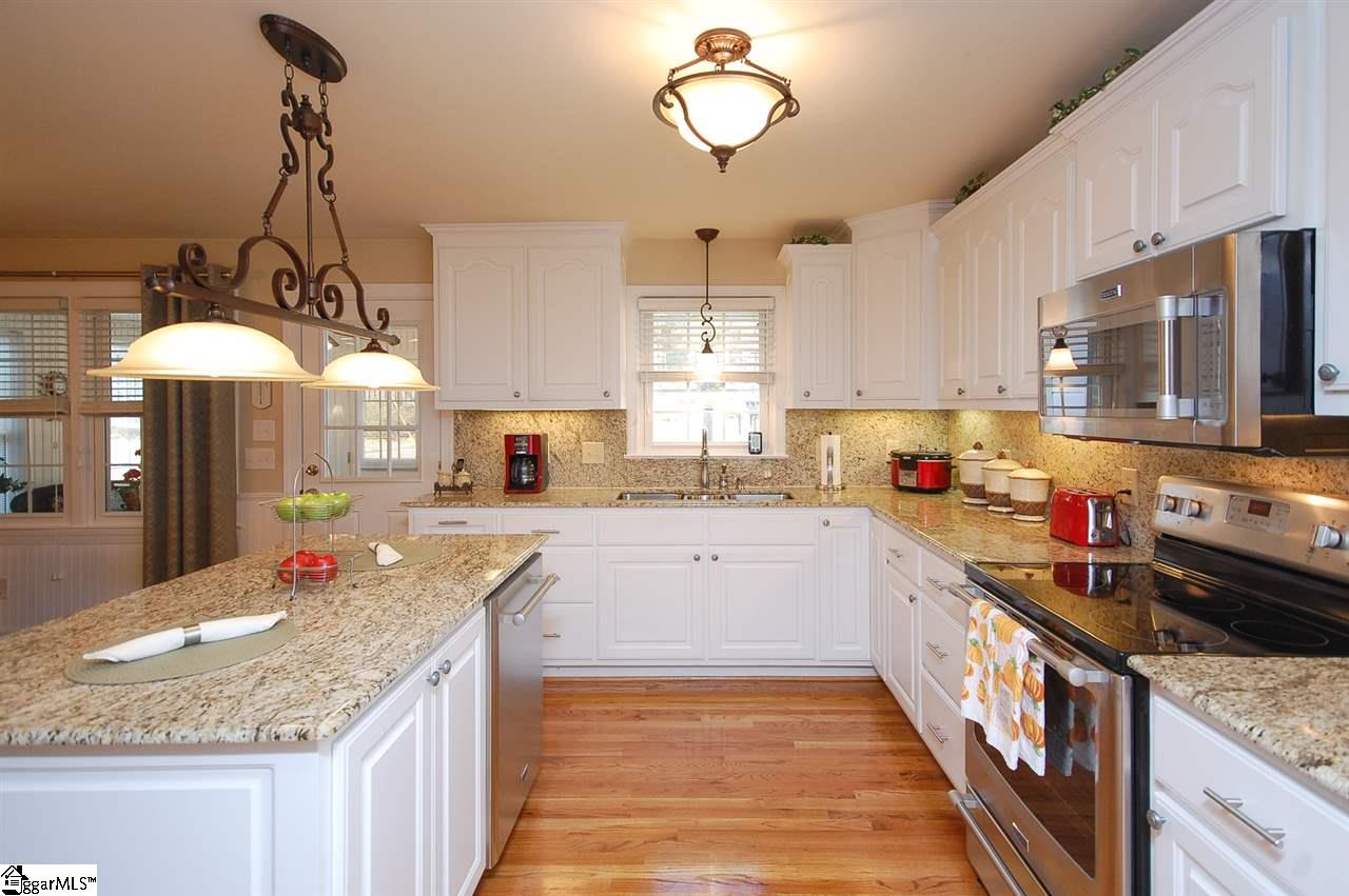 495 Woodside Road Simpsonville, SC 29680 - Photo 5 of 36