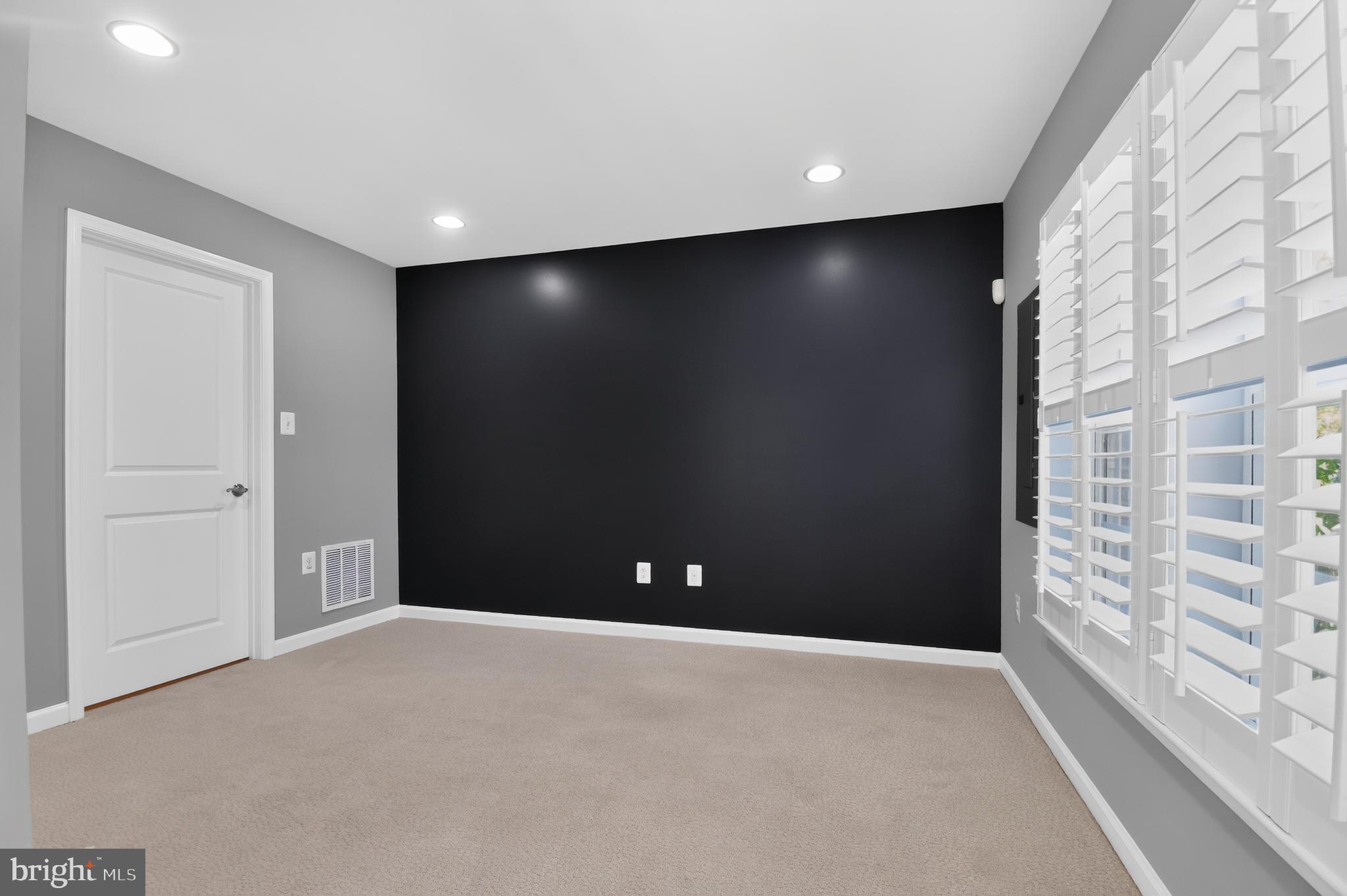 2922 Pinebrook Road Landover, MD 20785 - Photo 6 of 47