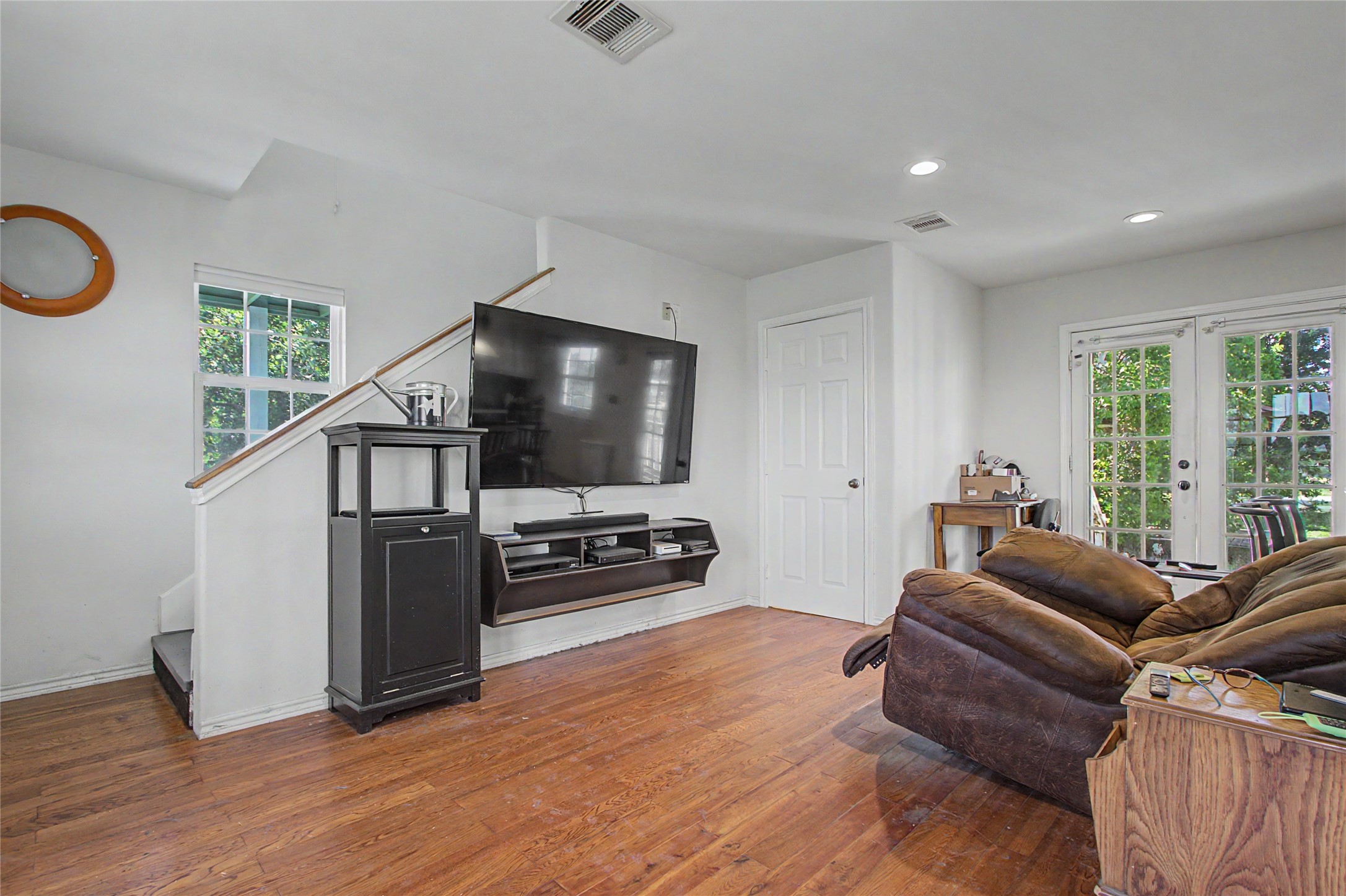4201 Lawrence Road Baytown, TX 77523 - Photo 2 of 35