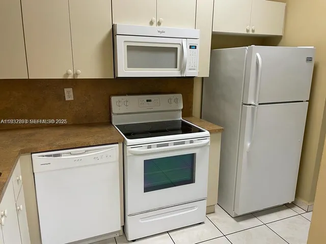 $175,000 | 2920 Southeast 13th Road, Unit 20245, Homestead, FL 33035