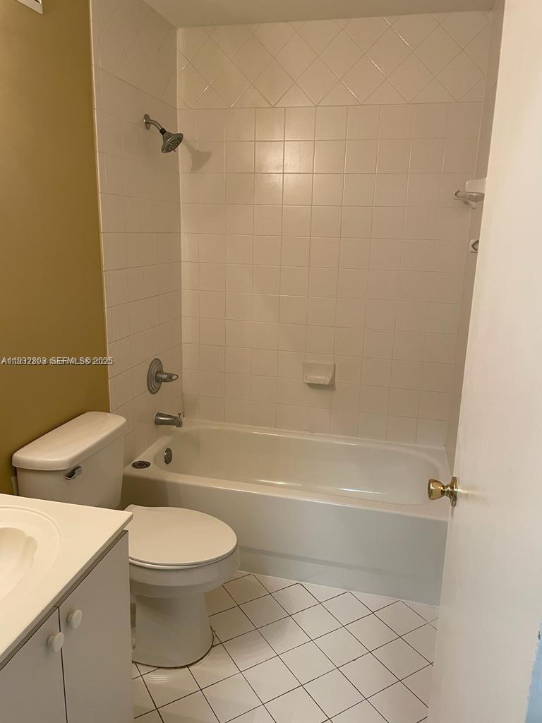 2920 Southeast 13th Road, Unit 20245 Homestead, FL 33035 - Photo 8 of 20