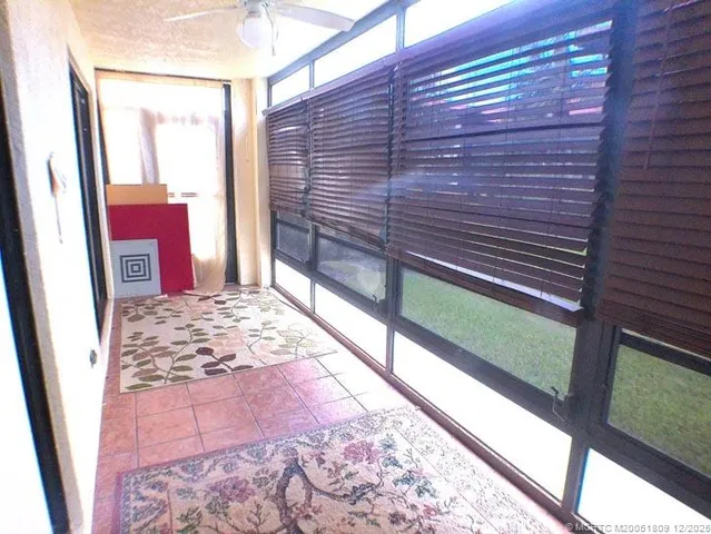 a view of utility room