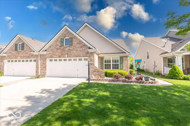 $270,000 | 6146 Franklin Villas Way, Indianapolis, IN 46237