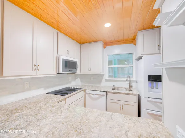 $1,950 | 6472 Putnam Street, St. Augustine, FL 32080