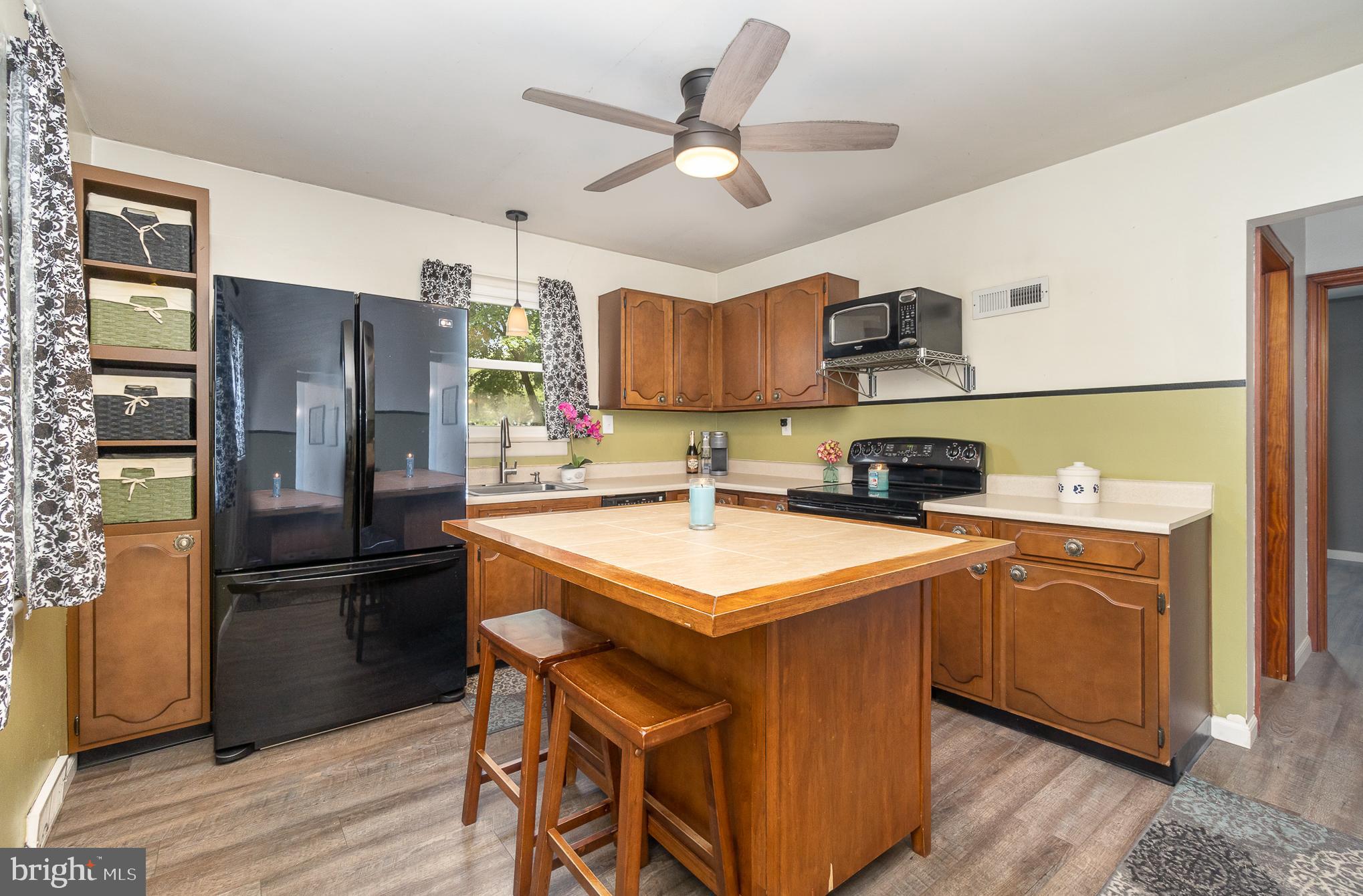 3601 Ridgeway Road Harrisburg, PA 17109 - Photo 2 of 27