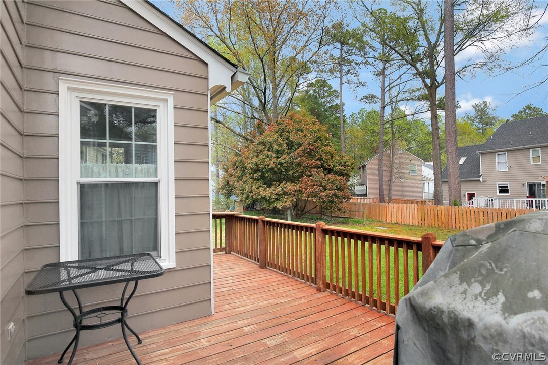 5717 Laurel Trail Road Midlothian, VA 23112 - Photo 25 of 28 a view of a house with backyard and sitting area