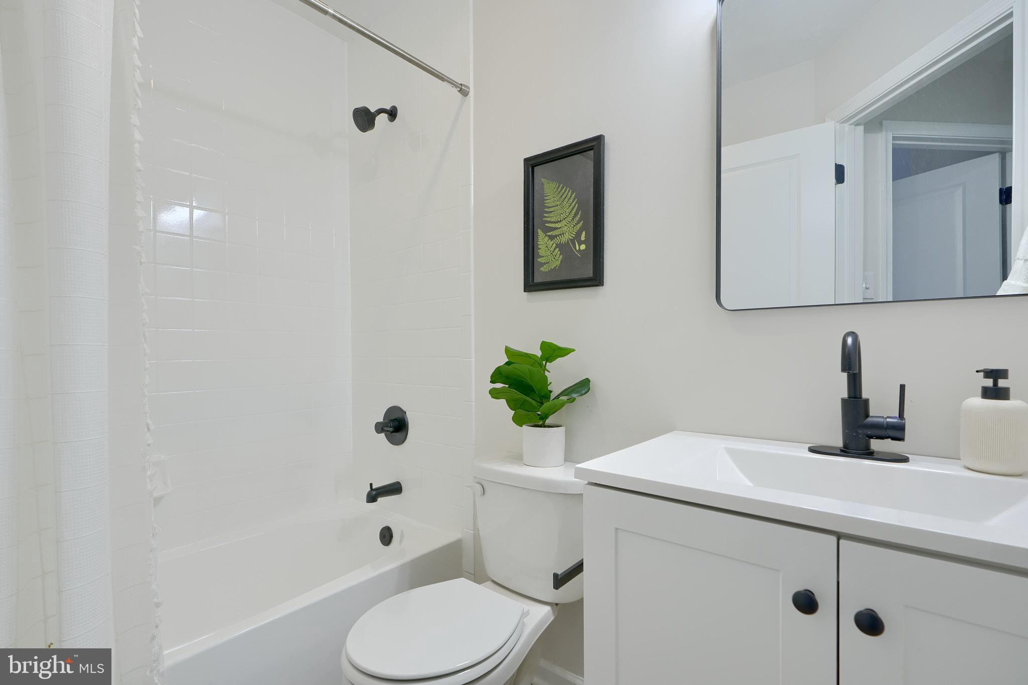 2801 Claybrooke Drive Windsor Mill, MD 21244 - Photo 53 of 63 Full hall BA with tub/shower