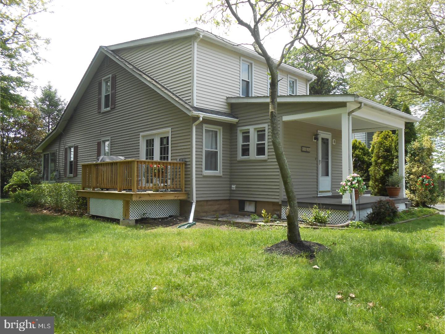 1052 Edinburg Road Hamilton, NJ 08690 - Photo 2 of 23 Exterior Side