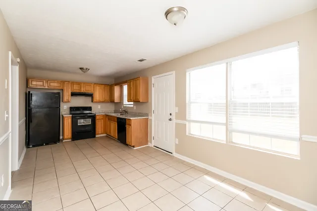 $1,825 | 9403 Highland Ridge, Jonesboro, GA 30238