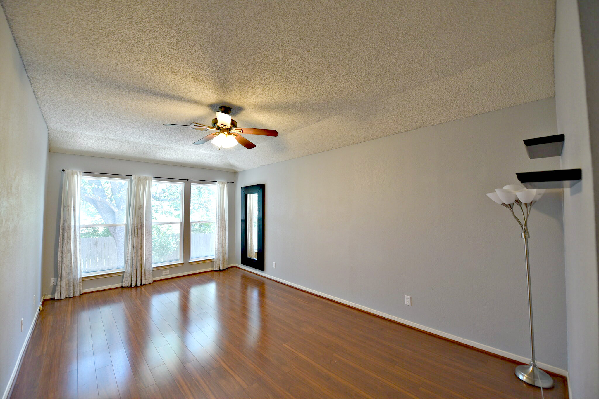 2402 Spring Wagon Lane Austin, TX 78728 - Photo 11 of 19