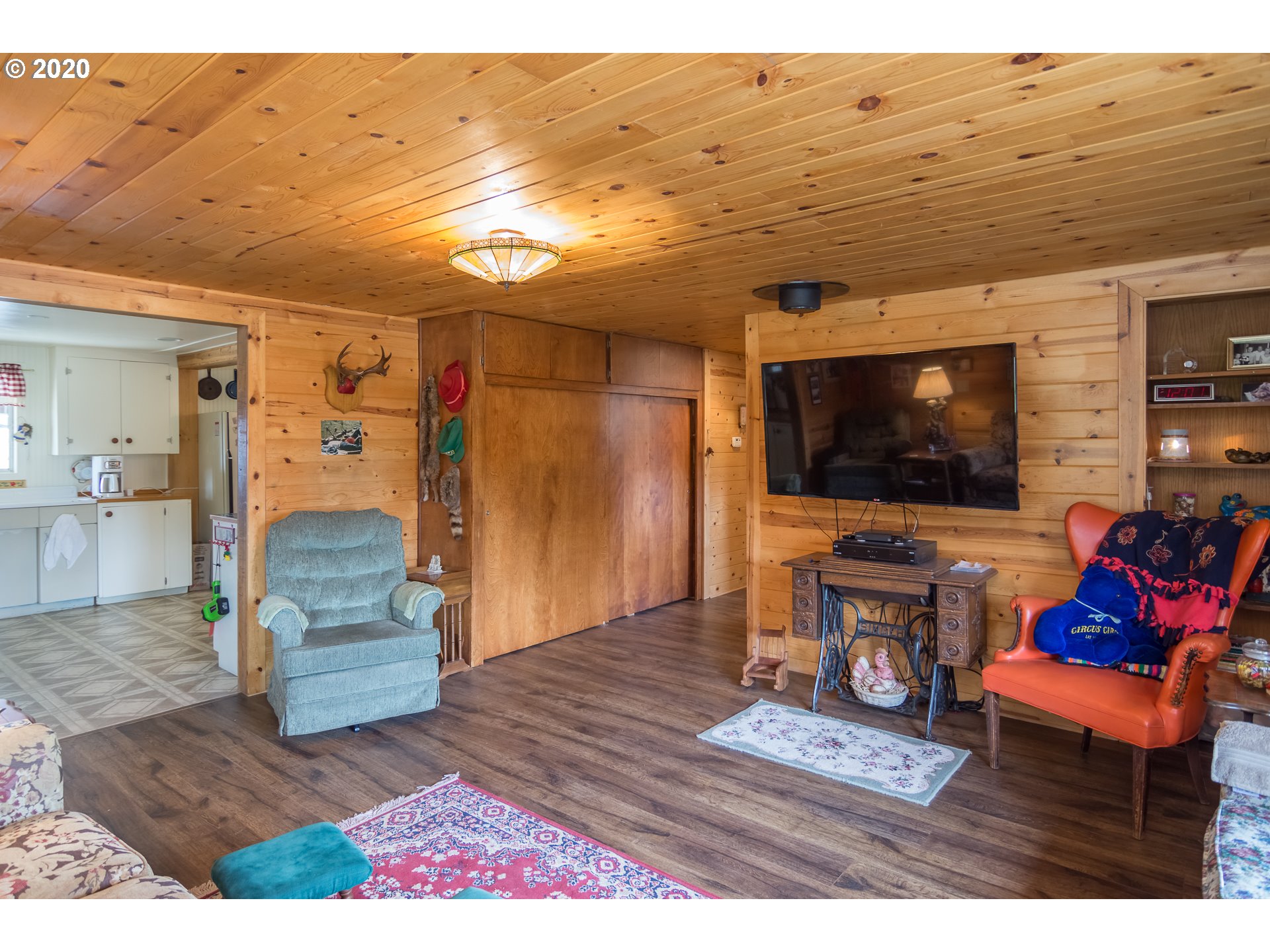 2749 Tenmile Valley Road Tenmile, OR 97481 - Photo 11 of 32
