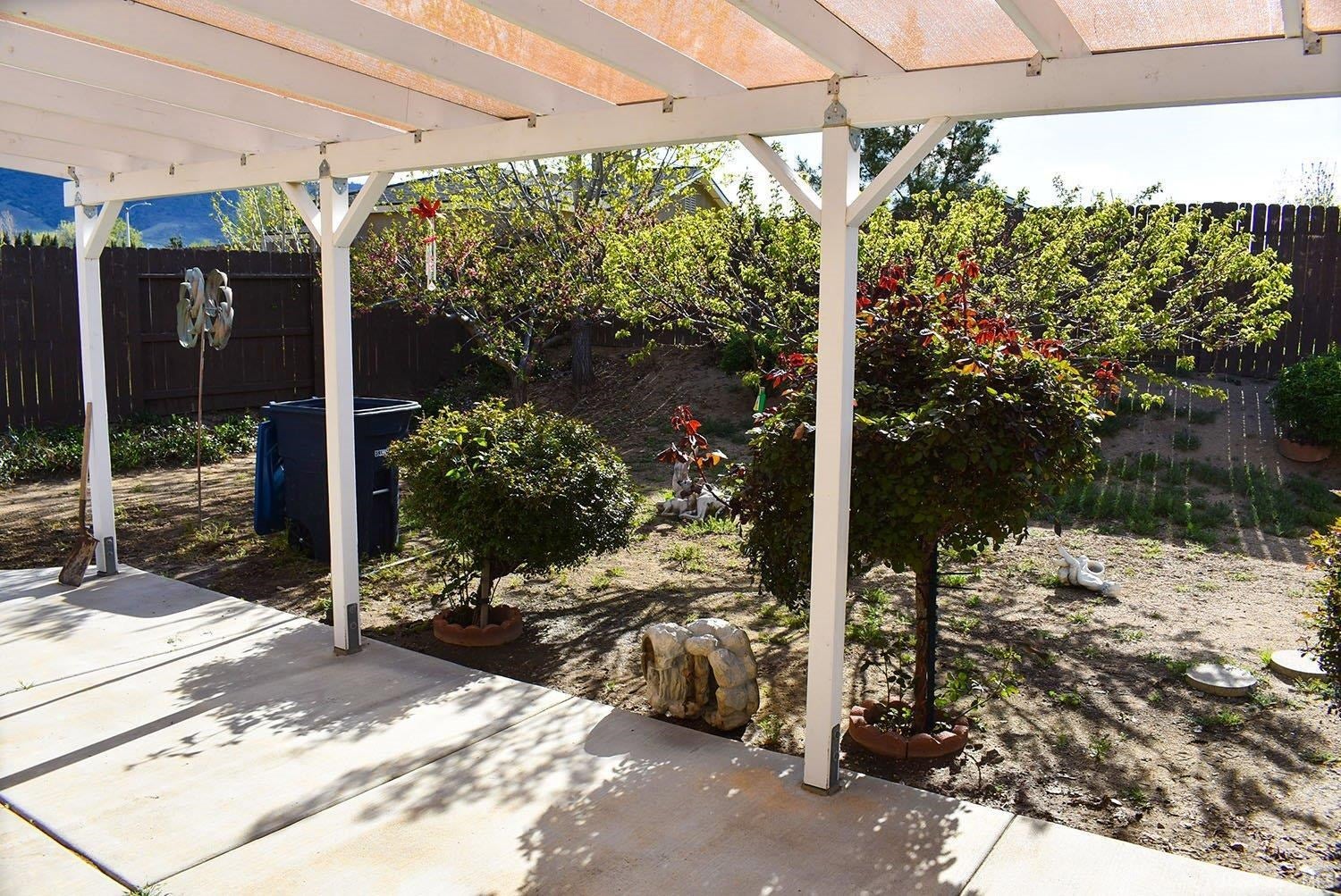 817 Clearview Street Tehachapi, CA 93561 - Photo 19 of 22 Gallery Image 19